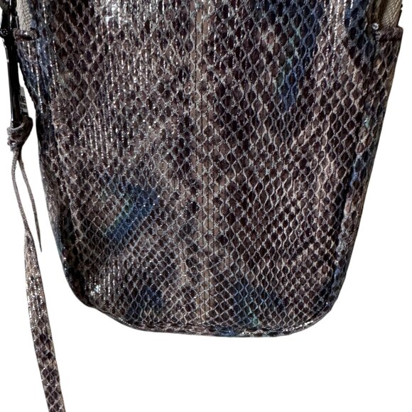 Aimee Kestenberg Phone Bag Purse Iridescent Reptile Pattern Leather Crossbody - Picture 10 of 15